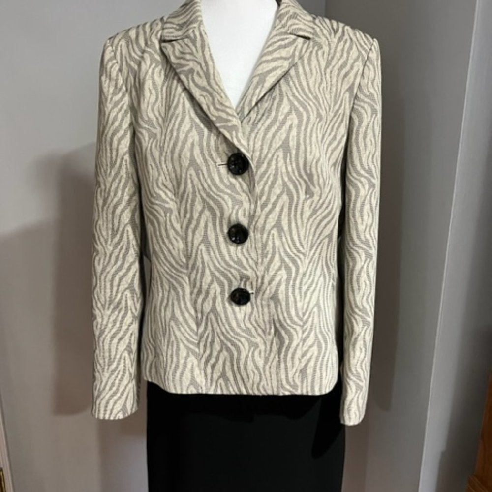 Jones Studio Separate Skirt Suit , size 16